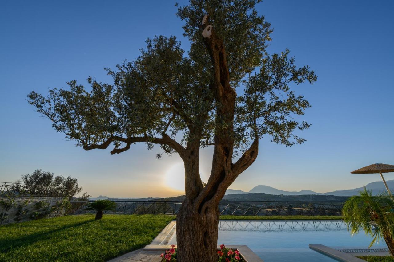 Villa Salla Sívas Exteriör bild