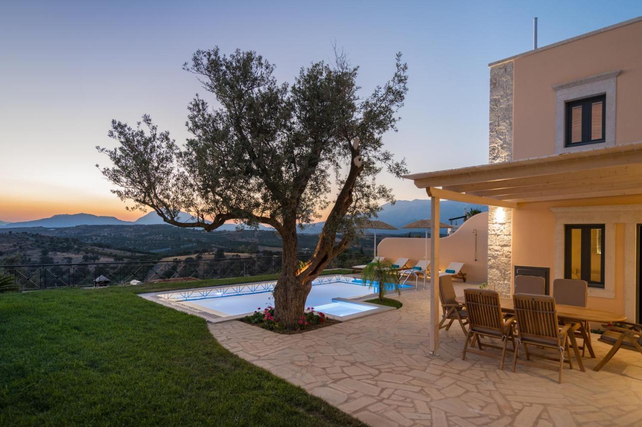 Villa Salla Sívas Exteriör bild